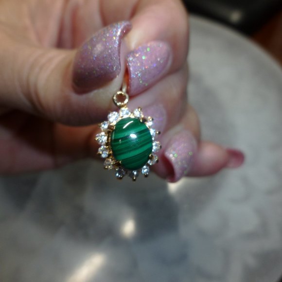 18K Gold Electroplate Malachite Swarovski Crystals Pendant - Picture 7 of 10